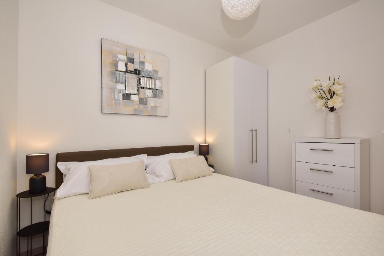 Apartman Luka Igrane Exteriér fotografie