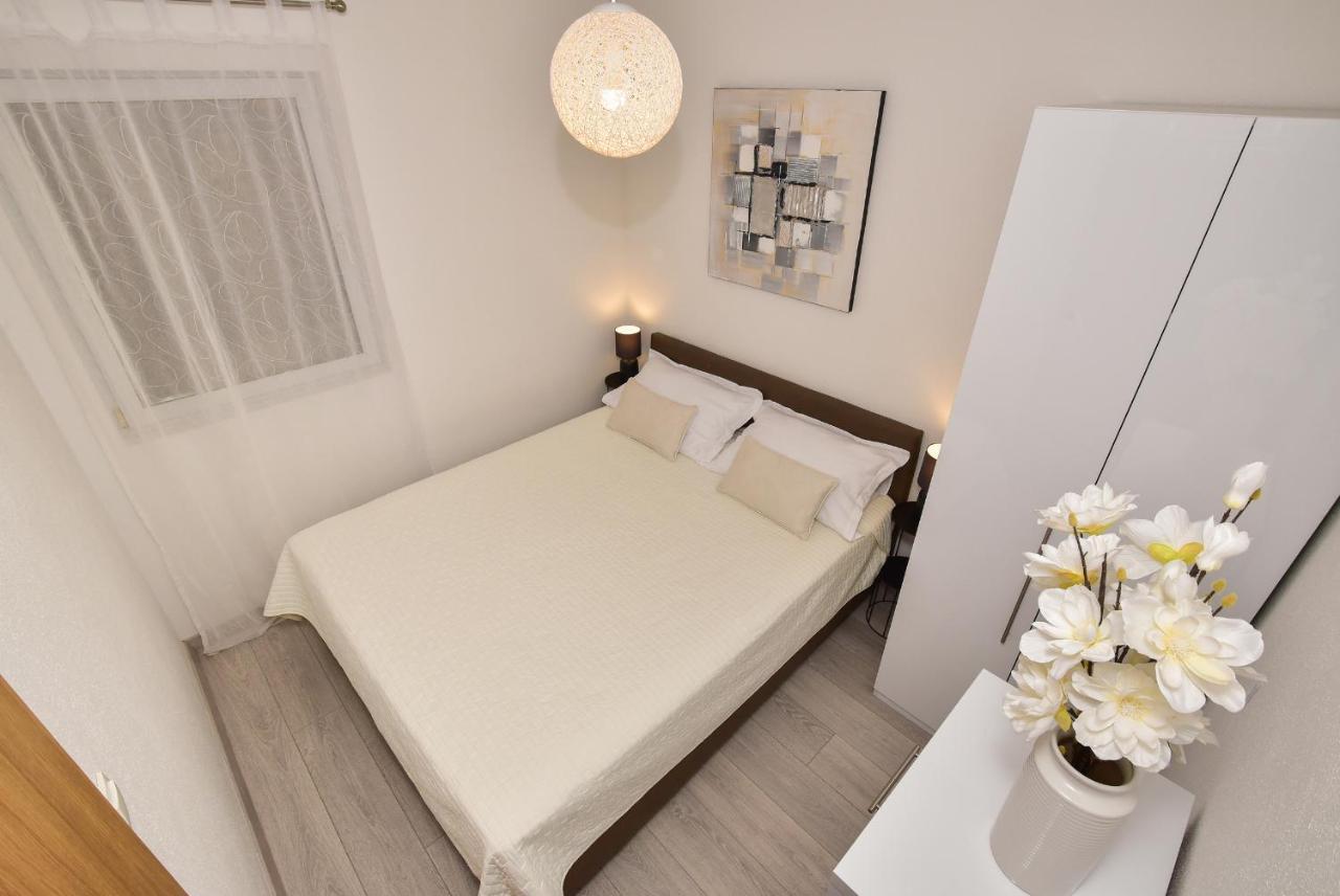 Apartman Luka Igrane Exteriér fotografie