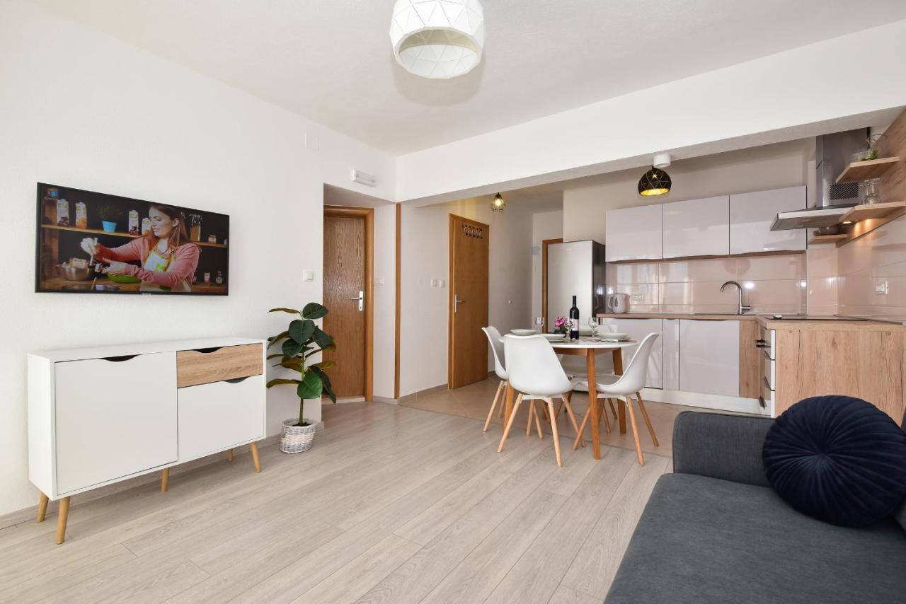 Apartman Luka Igrane Exteriér fotografie